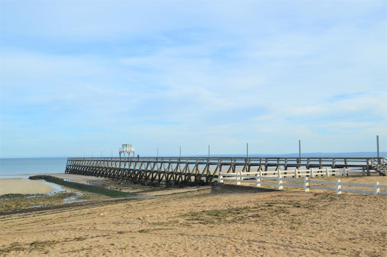 Maison,Appartement De Charme Bord De Mer - Avec Jardin Et Wifi Luc-sur-Mer ภายนอก รูปภาพ